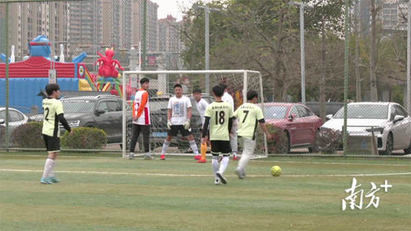  城市闲置空地改造，社区公益球场免费开放