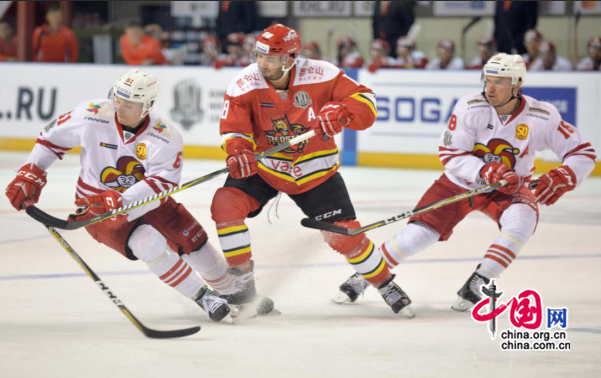  中超新星闪耀赛场，未来之星备受瞩目  