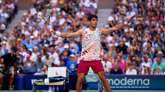  阿尔卡拉斯鏖战五局险胜晋级半决赛