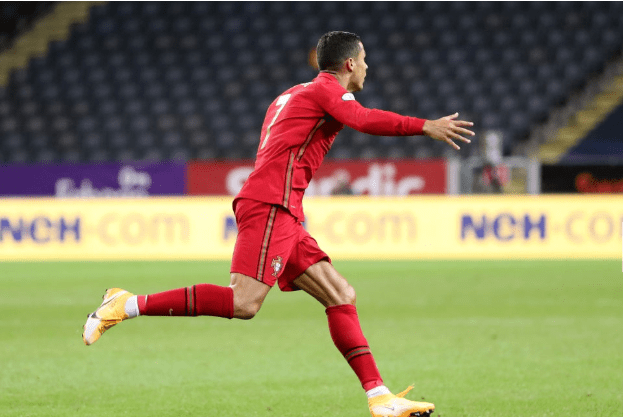  英格兰超级联赛上演进球大战刷新历史纪录