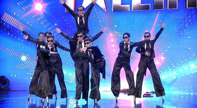  电竞双雄争霸上演史诗级较量